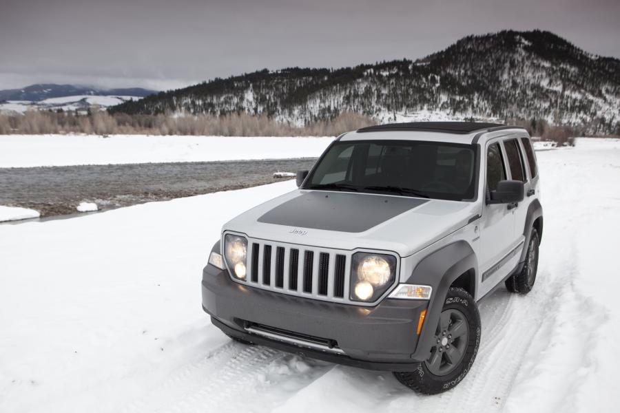  Jeep Liberty Renegade 2010 года  (фото 12 из 13)